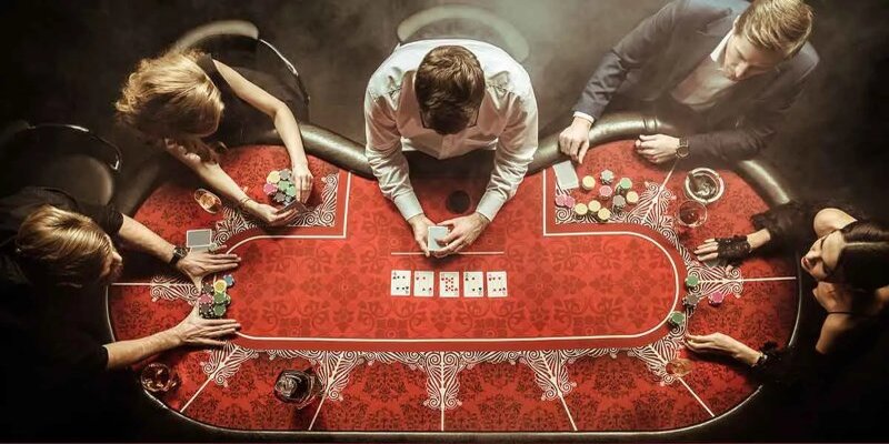 Cách chơi Poker đơn giản, đầy hấp dẫn và thú vị